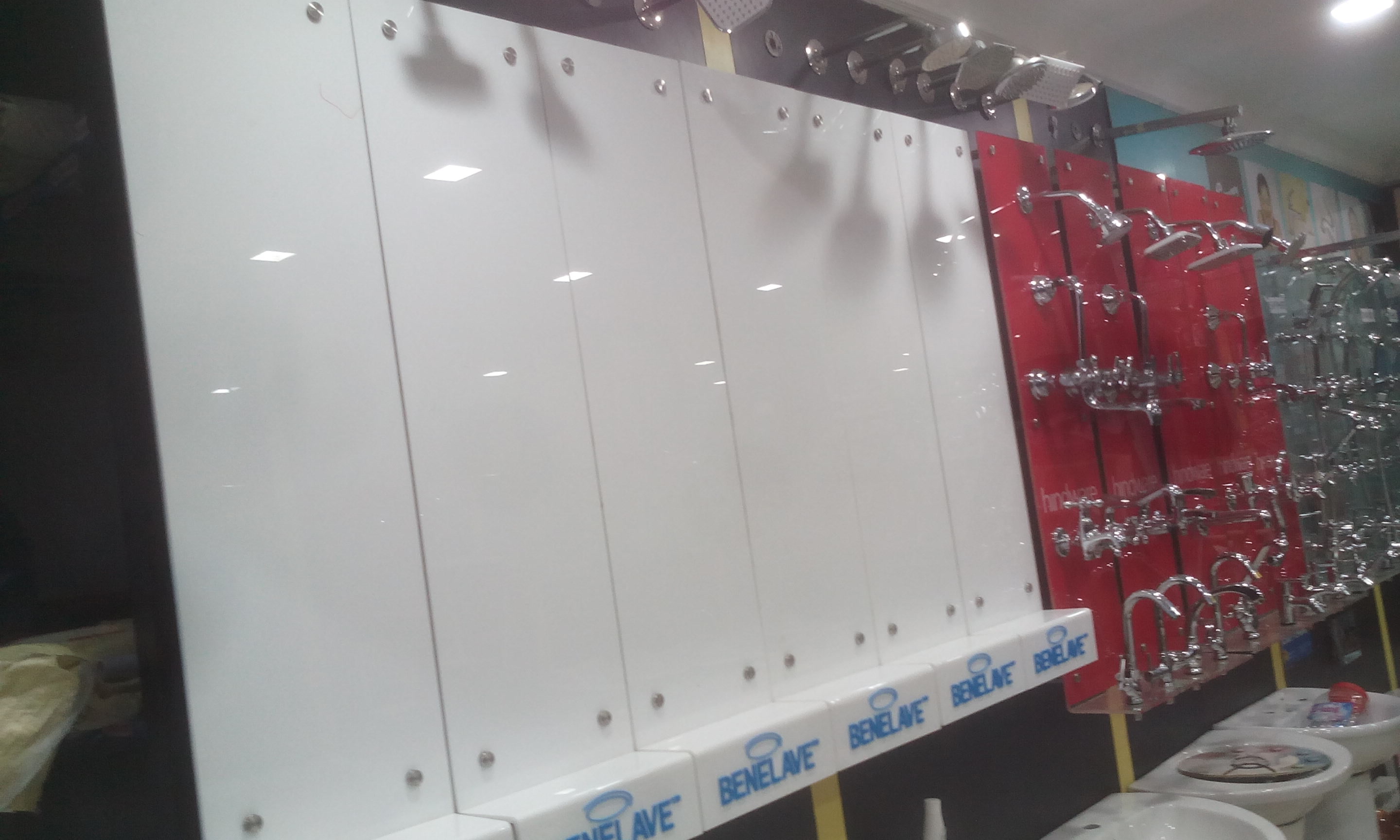 Floor Standing Unit 81