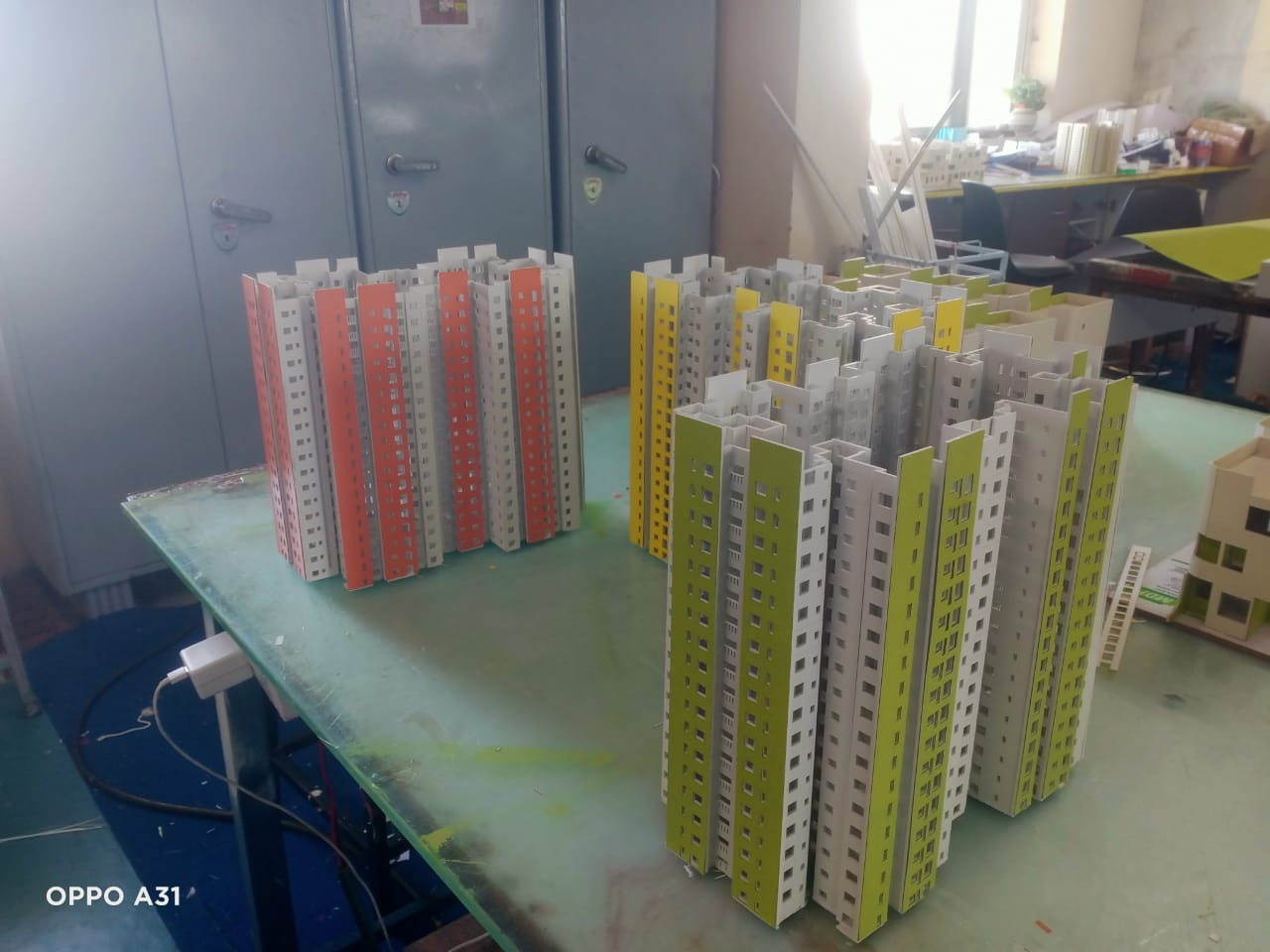 Miniature Display 10