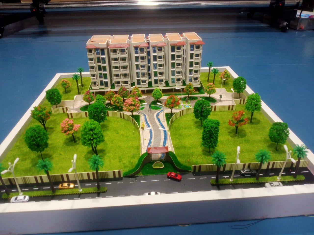 Miniature Display 12
