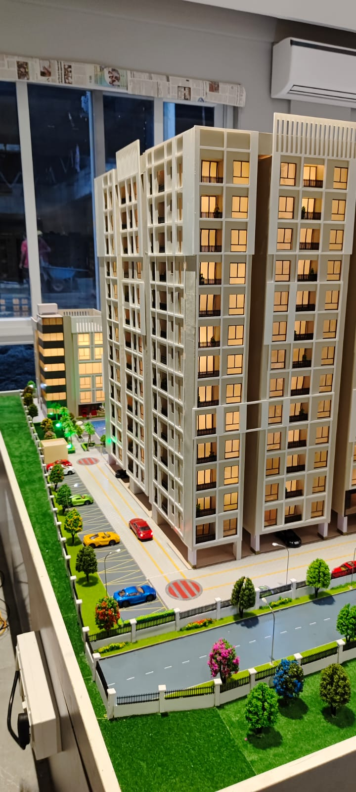 Miniature Display 8